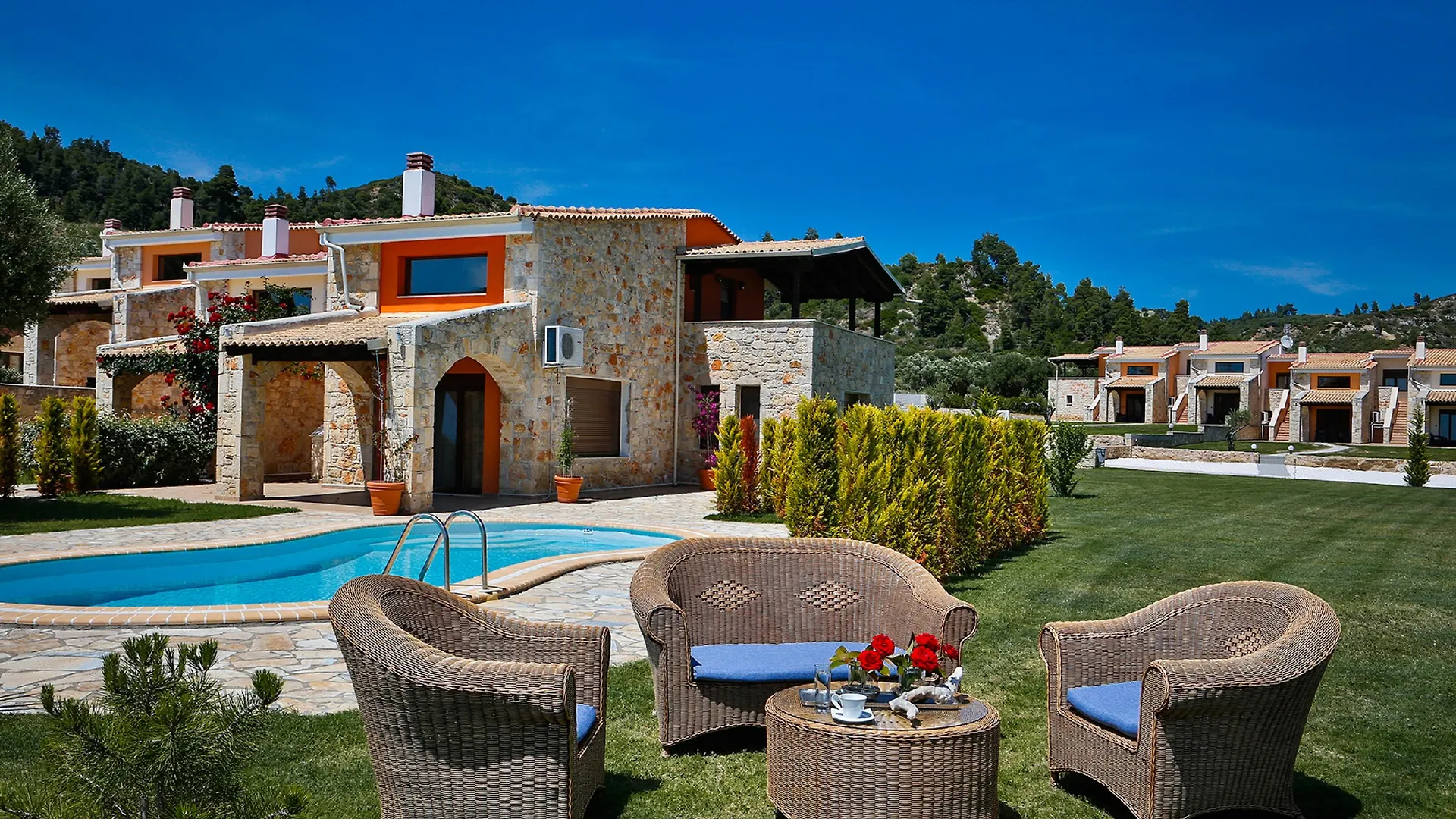 Nefeli Villas And Suites Nea Skioni 0*,
